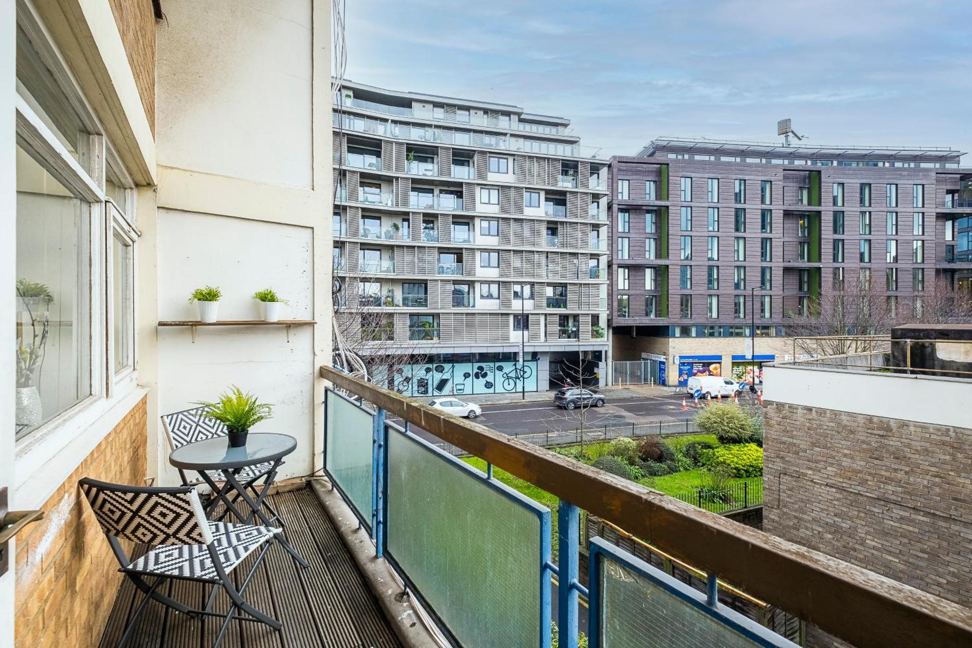 Trendy 4 Bed Apartment Near Vibrant Shoreditch W Balcony And Walking Distance To Tube Londýn Exteriér fotografie